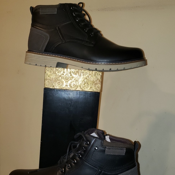 Men's Winter Boots - Picture 3 of 6
